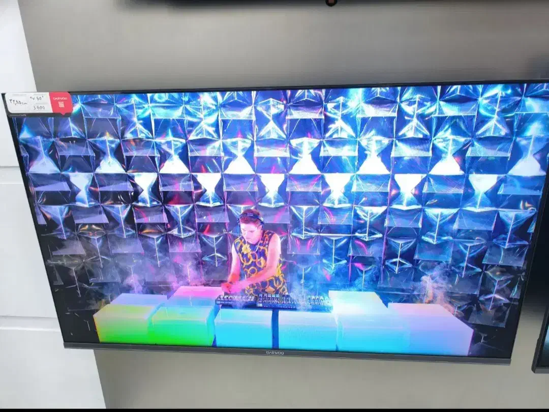 تلویزیون قسطی دوو و اسنوا|تلویزیون و پروژکتور|بیرجند, |دیوار