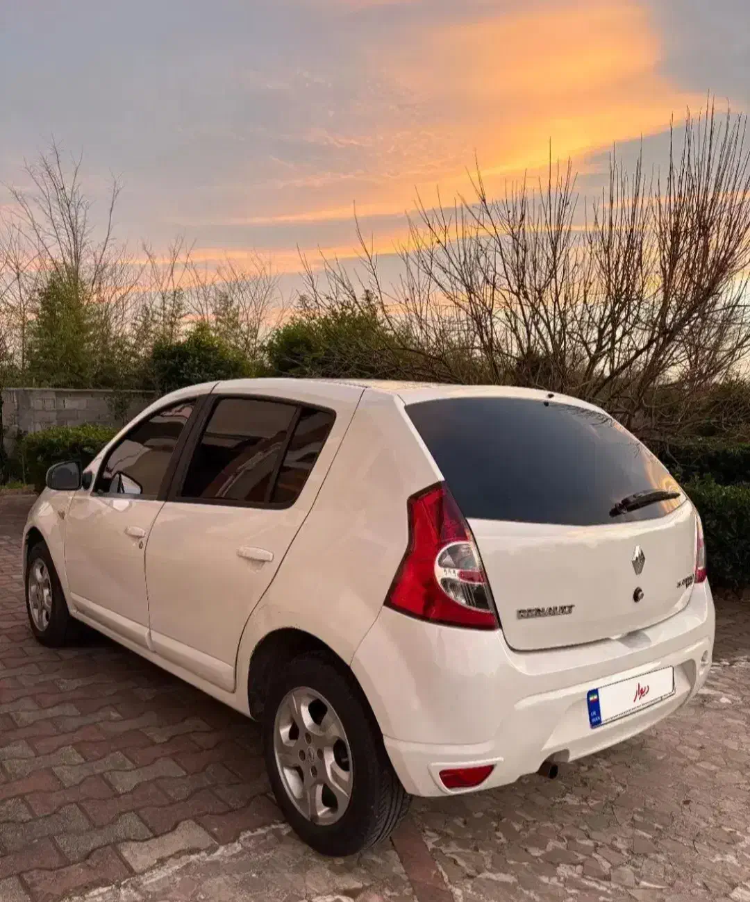 رنو ساندرو مدل ۹۵ اتومات بیرنگ اقساط|خودرو سواری و وانت|تهران, باغ فیض|دیوار