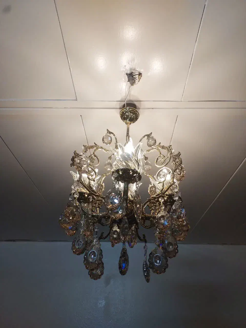 لوستر برنجی|لوستر و چراغ آویز|پاکدشت, پاکدشت (مامازند)|دیوار