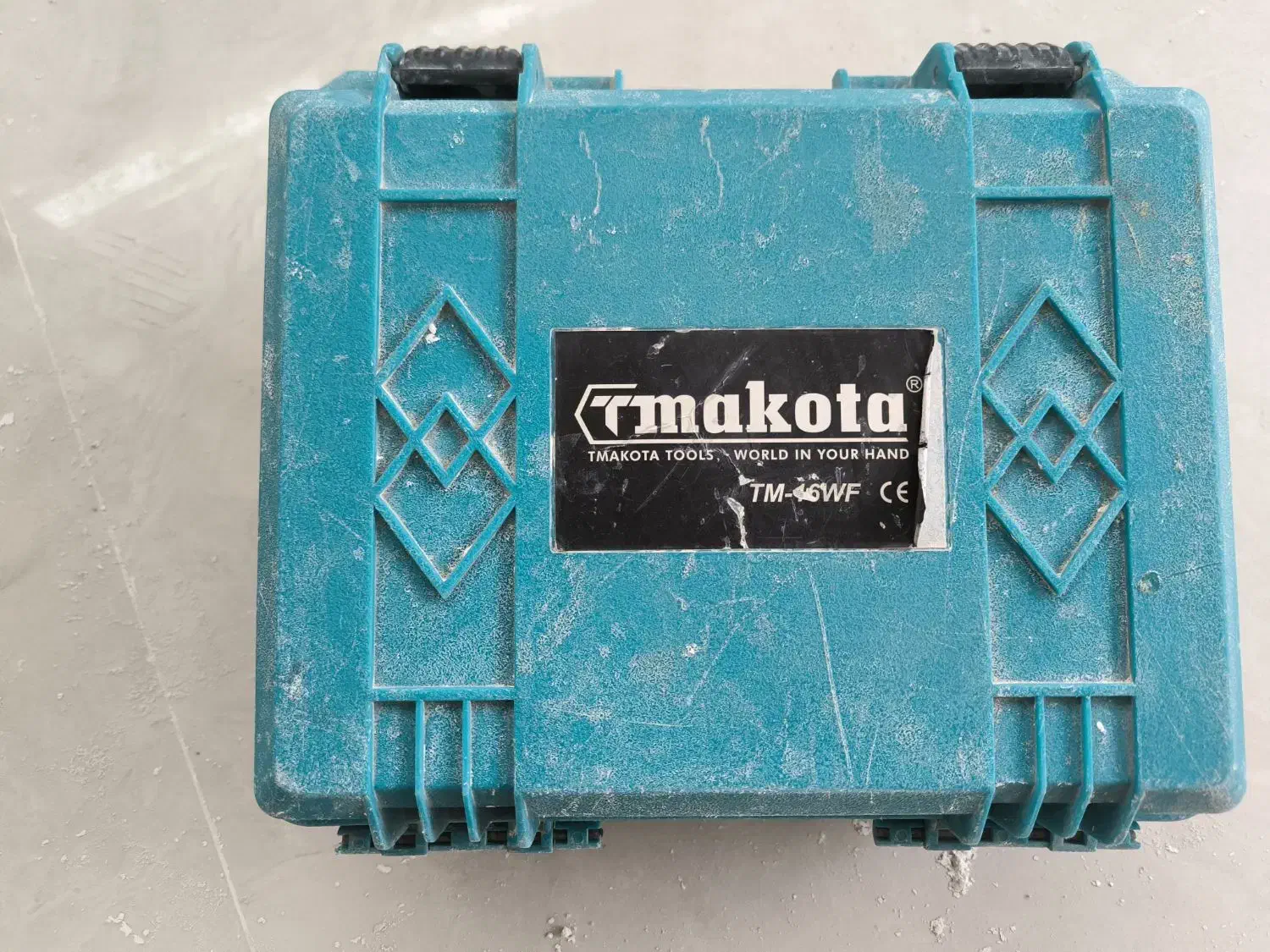 تراز ماکوتا ۱۶لاین|ابزارآلات|رفسنجان, |دیوار