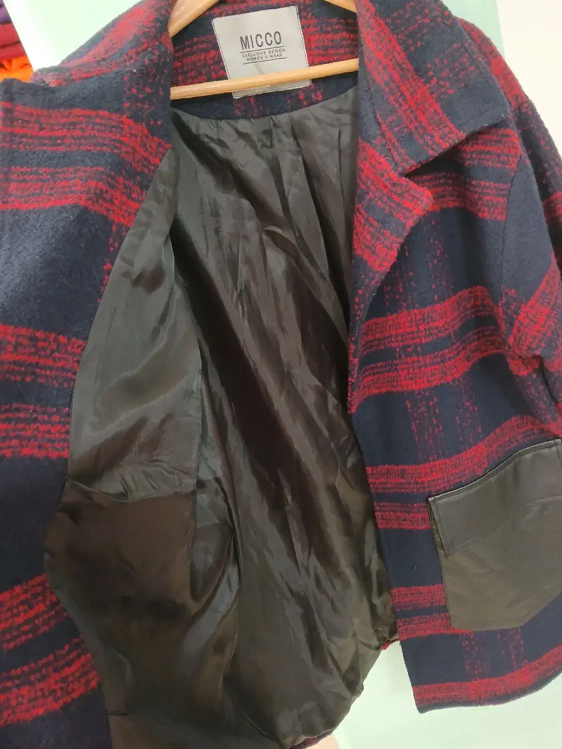 پالتو|لباس|ساوه, |دیوار