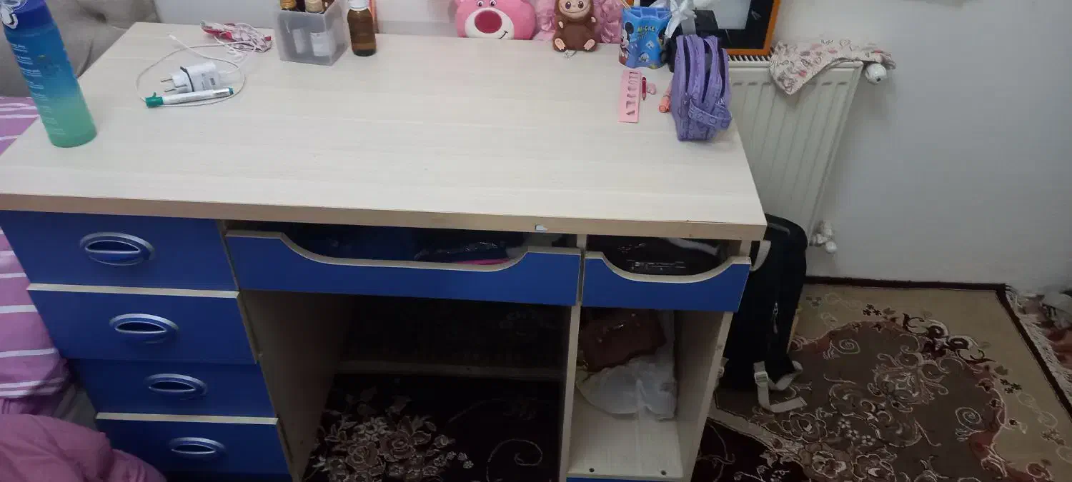 یک دست مبلمان  سلطنتی در حد نو  پارچه ترک۹نفره|مبلمان خانگی و میز عسلی|گلبهار, شهر جدید گلبهار|دیوار