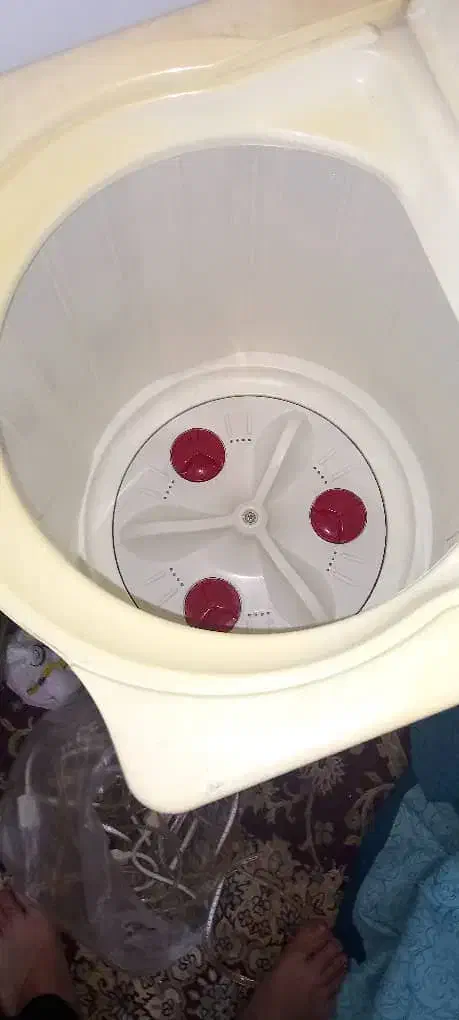 لباسشویی تمیز اصلی|ماشین لباسشویی و خشک‌کن لباس|شاهین‌شهر, شهرک گلدیس|دیوار