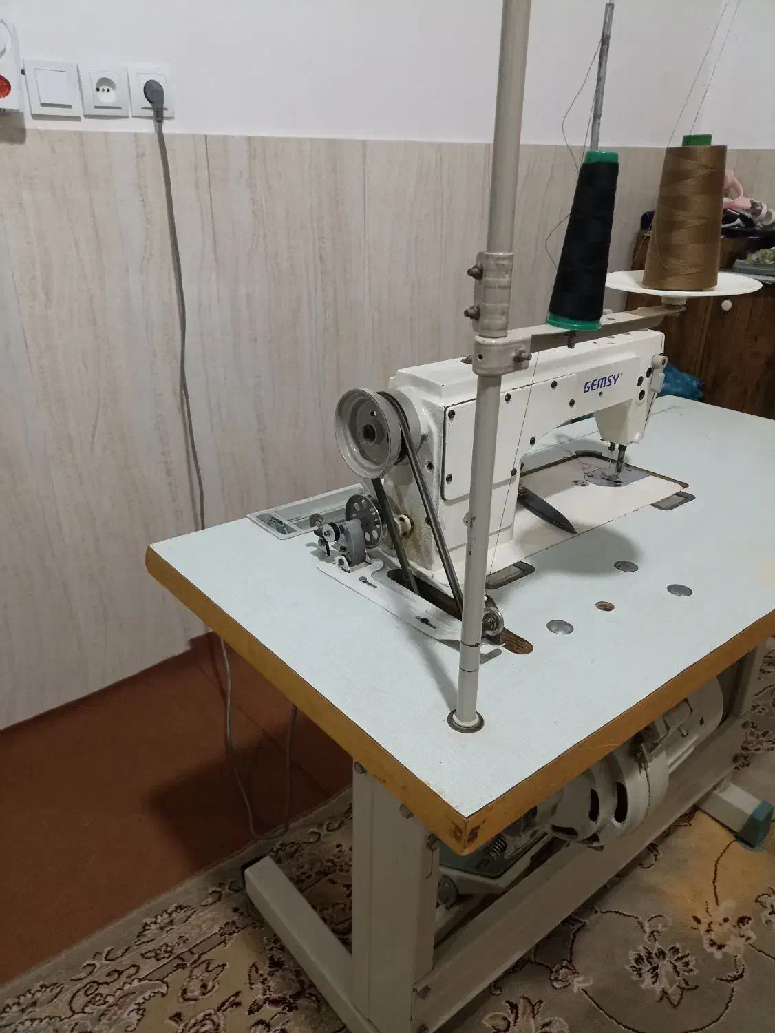 چرخ خیاطی راسته دوز دینام دار|چرخ خیاطی و ریسندگی|سیمین شهر, |دیوار