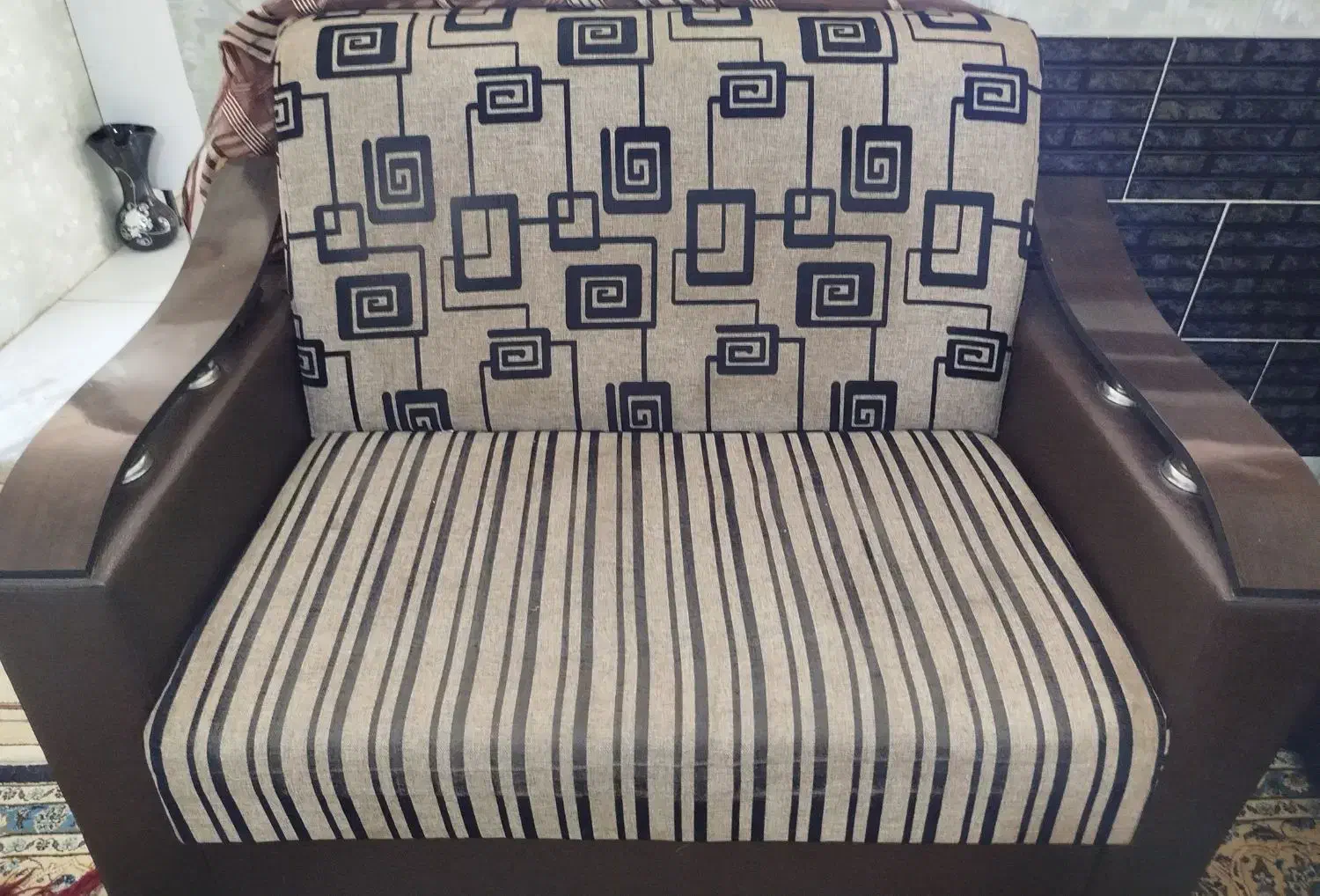 مبل هفت نفره چرم|مبلمان خانگی و میز عسلی|قزوین, |دیوار