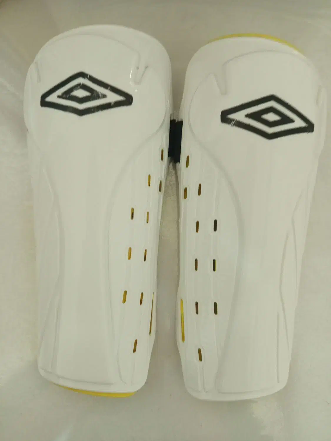 قلم بند . ساق بند|تجهیزات ورزشی|اردبیل, |دیوار