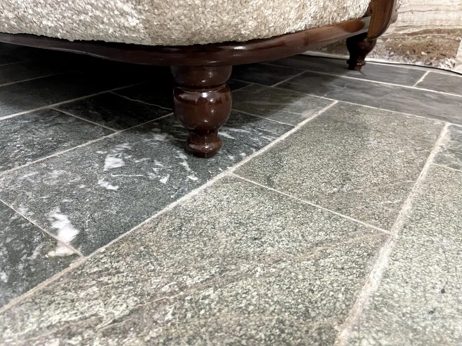 مبل راحتی/درجه کیفیتA|مبلمان خانگی و میز عسلی|تفرش, |دیوار