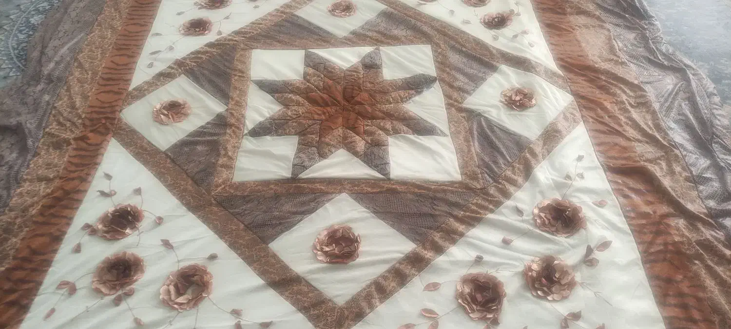 روتختی ۵تیکه همراه با دوتا بالشت کوسن|سرویس روتختی|بروجرد, |دیوار