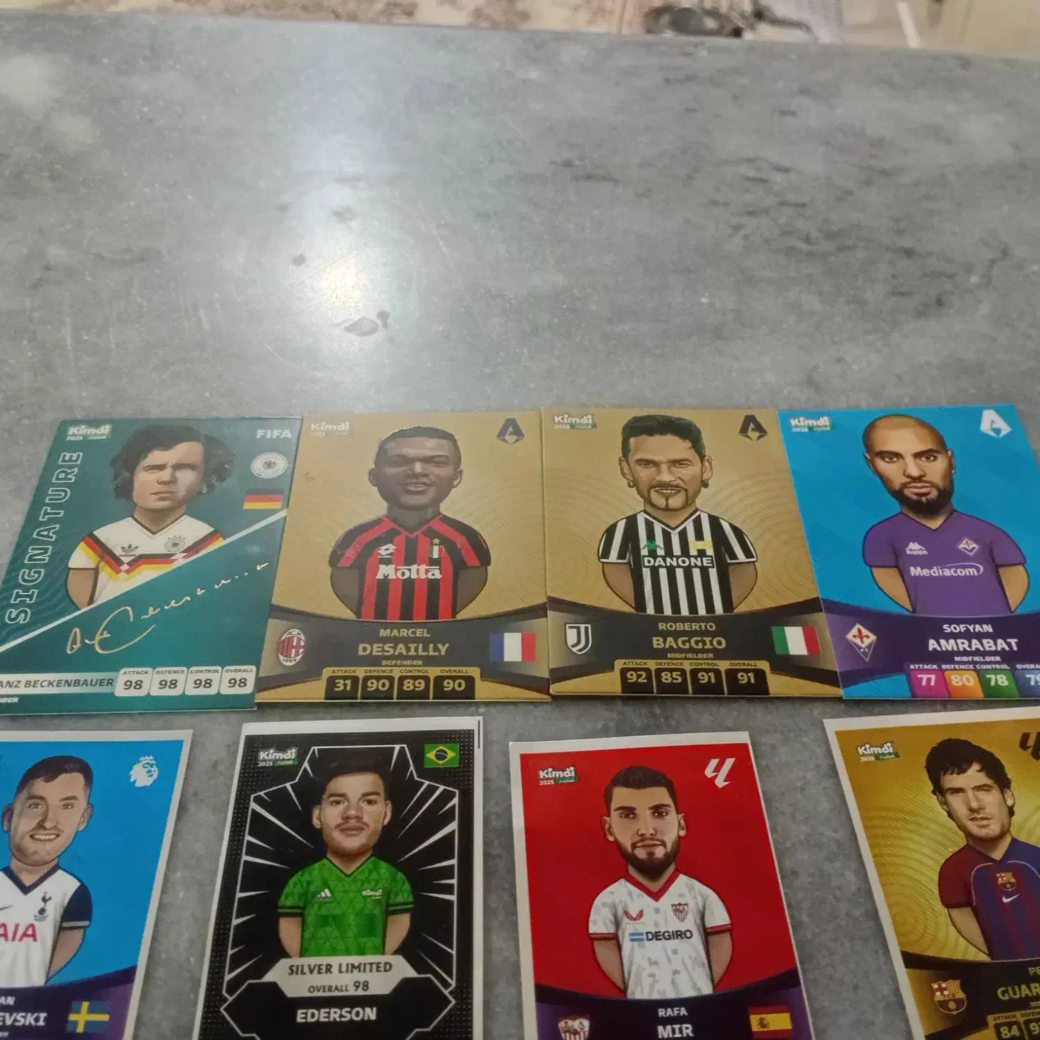 کارتکیمدی|اسباببازی|خزل, |دیوار