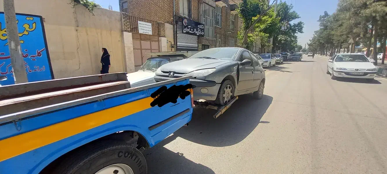 امداد خودرو یدک کش جرثقیل خودروبرچرخگیر۲۴ساعته|خدمات حمل و نقل|کرمانشاه, |دیوار