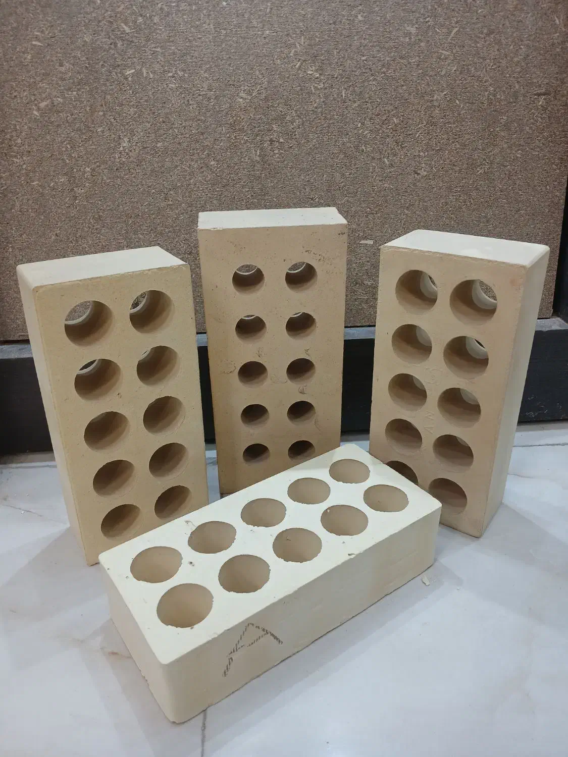 آجر لفتون درهمه ابعاد|مصالح و تجهیزات ساختمان|برخوار, |دیوار