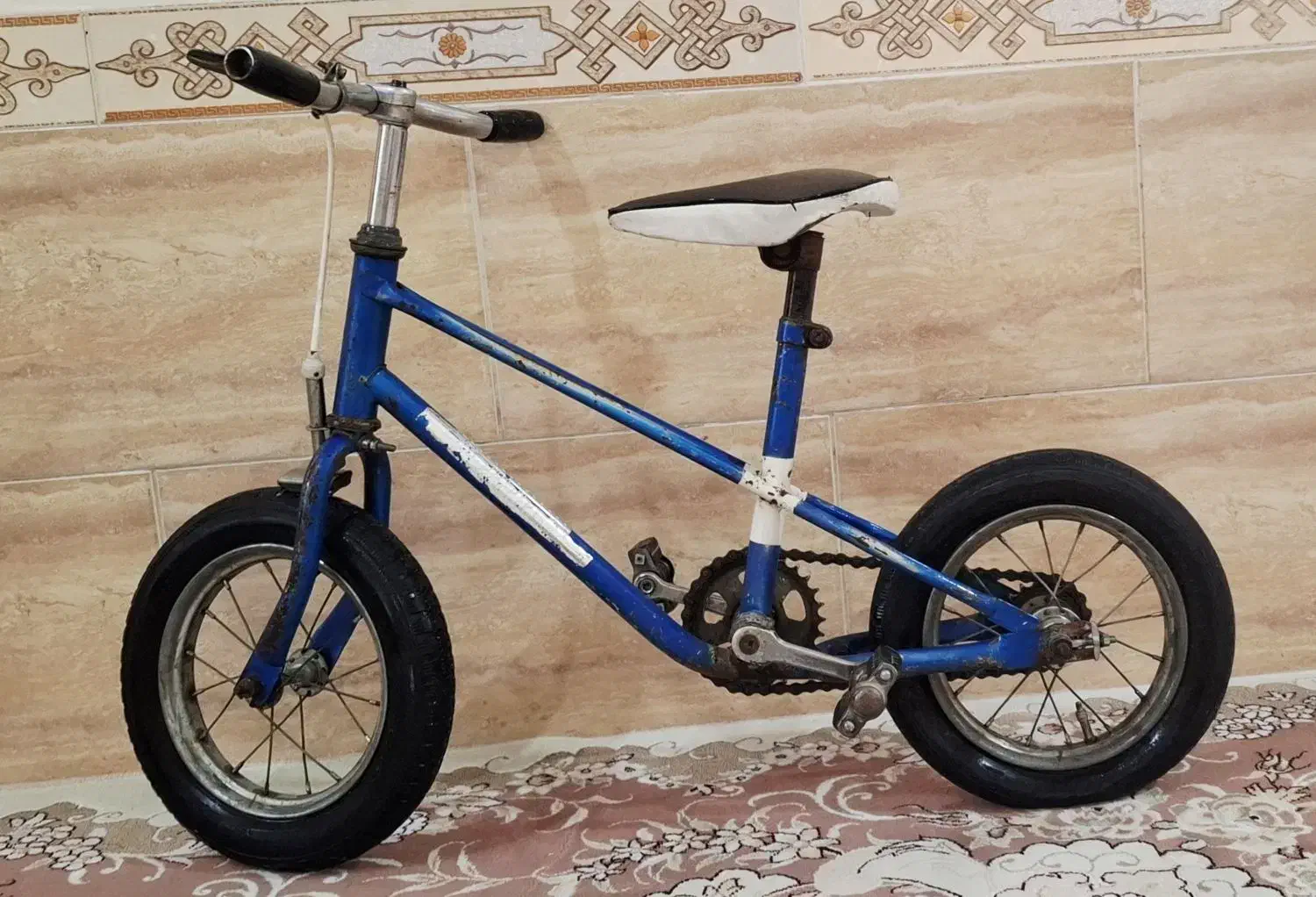 دوچرخه قدیمی ۱۲ کال خُف ساخت آلمان -عتیفه|دوچرخه، اسکیت، اسکوتر|شیراز, مسلم|دیوار