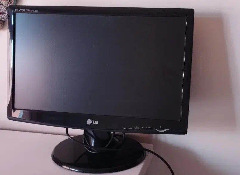 مانیتور 19اینچ LED ال جی|قطعات و لوازم جانبی رایانه|اصفهان, علی قلی آقا|دیوار