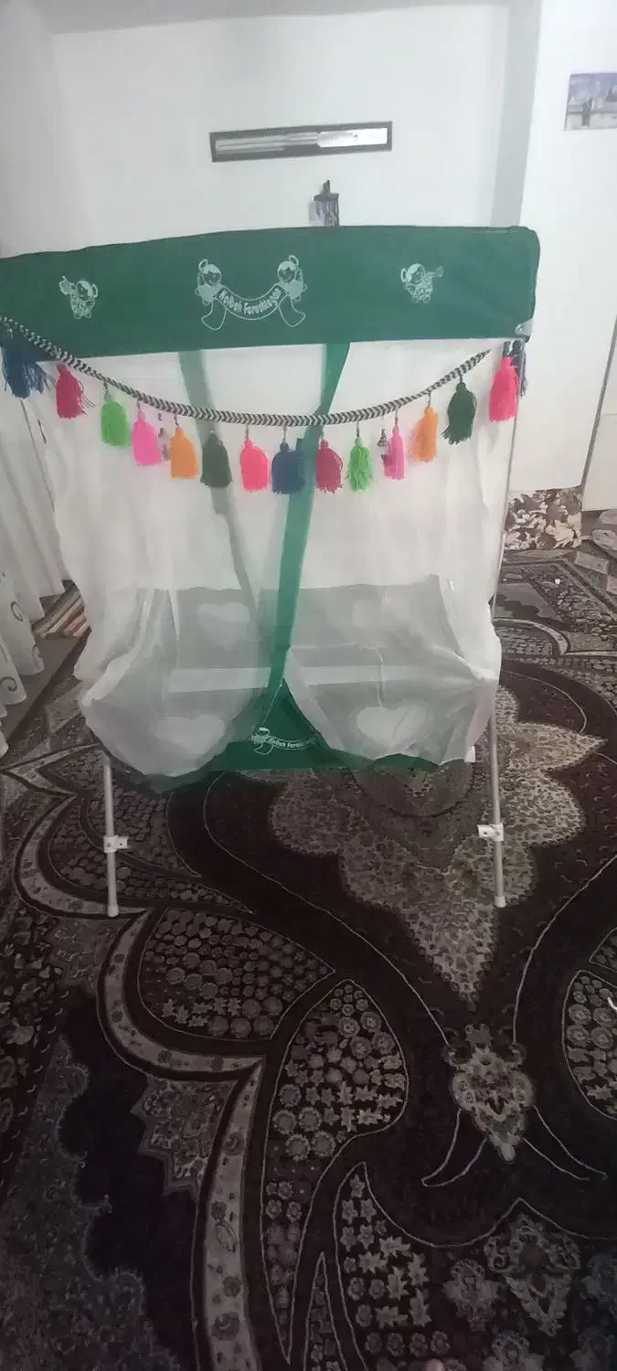 گهواره|تخت و سرویس خواب|فولادشهر, مسکن مهر فولادشهر|دیوار