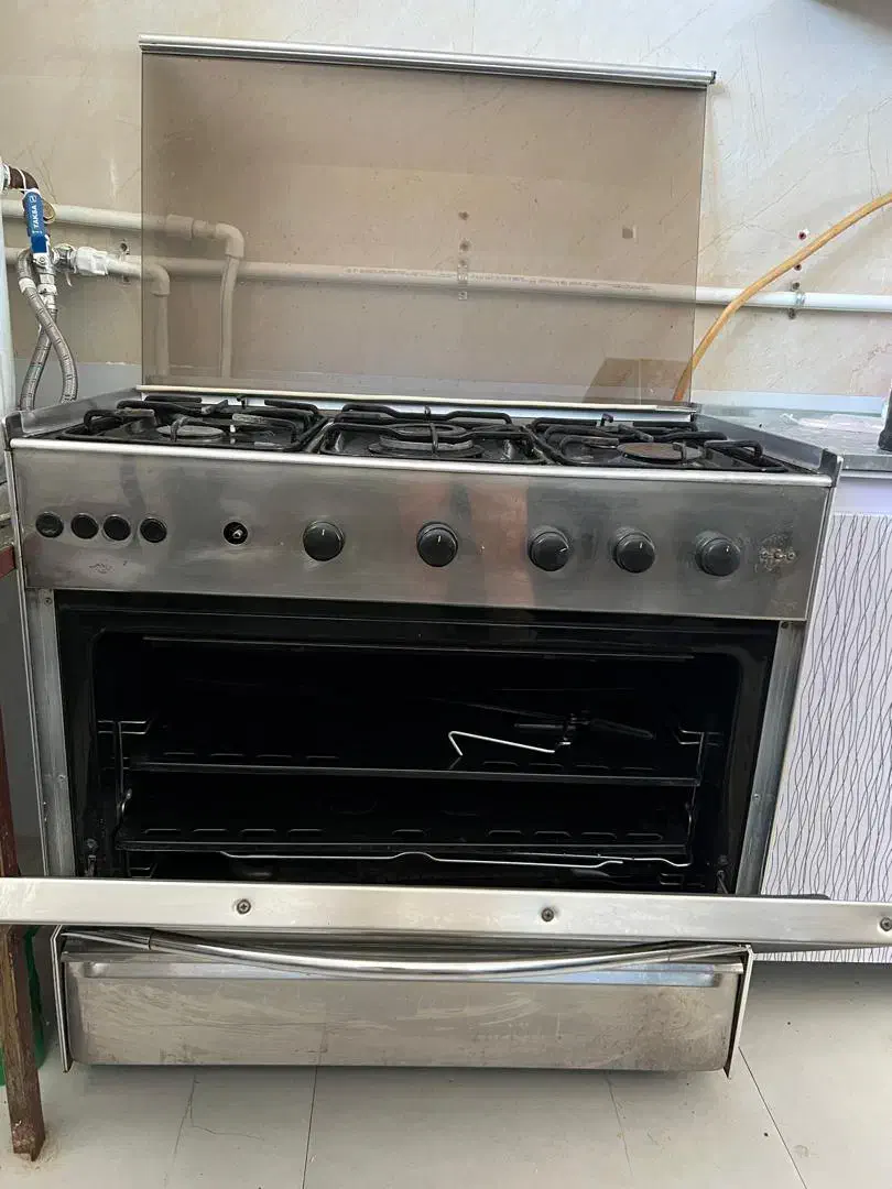 گاز فر گاز|اجاق گاز و لوازم برقی پخت‌وپز|صدرا-فارس, فاز ۱|دیوار