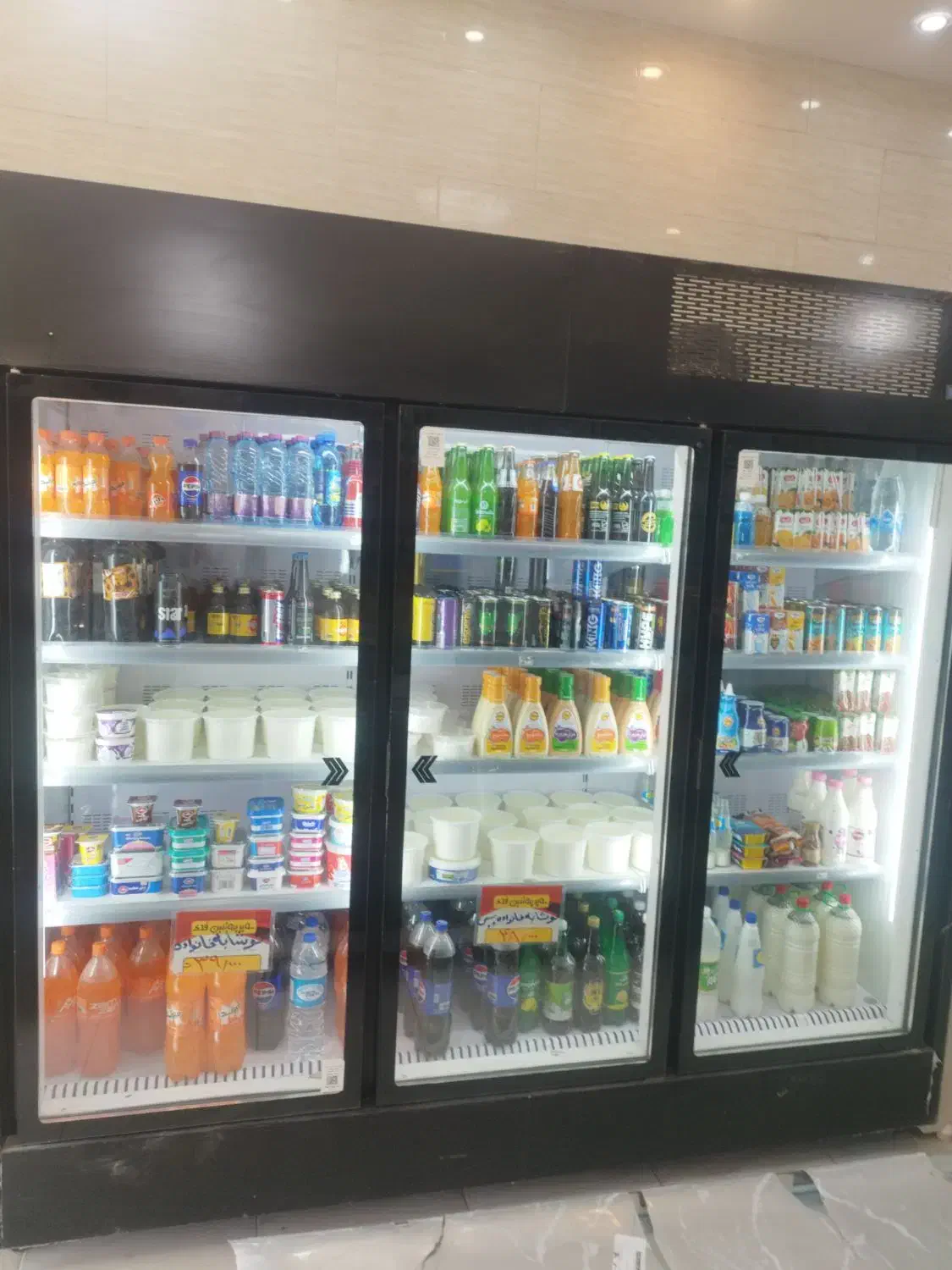 یخچال و فریزر ایستاده|فروشگاه و مغازه|شیراز, کرونی(خاتونک)|دیوار