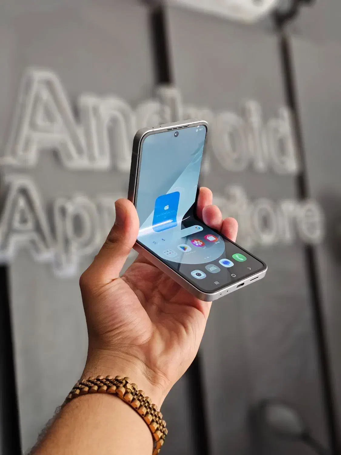 samsung z filip6|موبایل|شیراز, قصرالدشت|دیوار