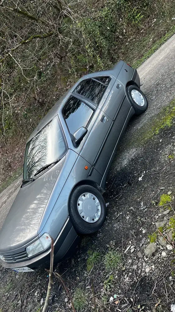 405|خودرو سواری و وانت|لاهیجان, شهید آوینی|دیوار