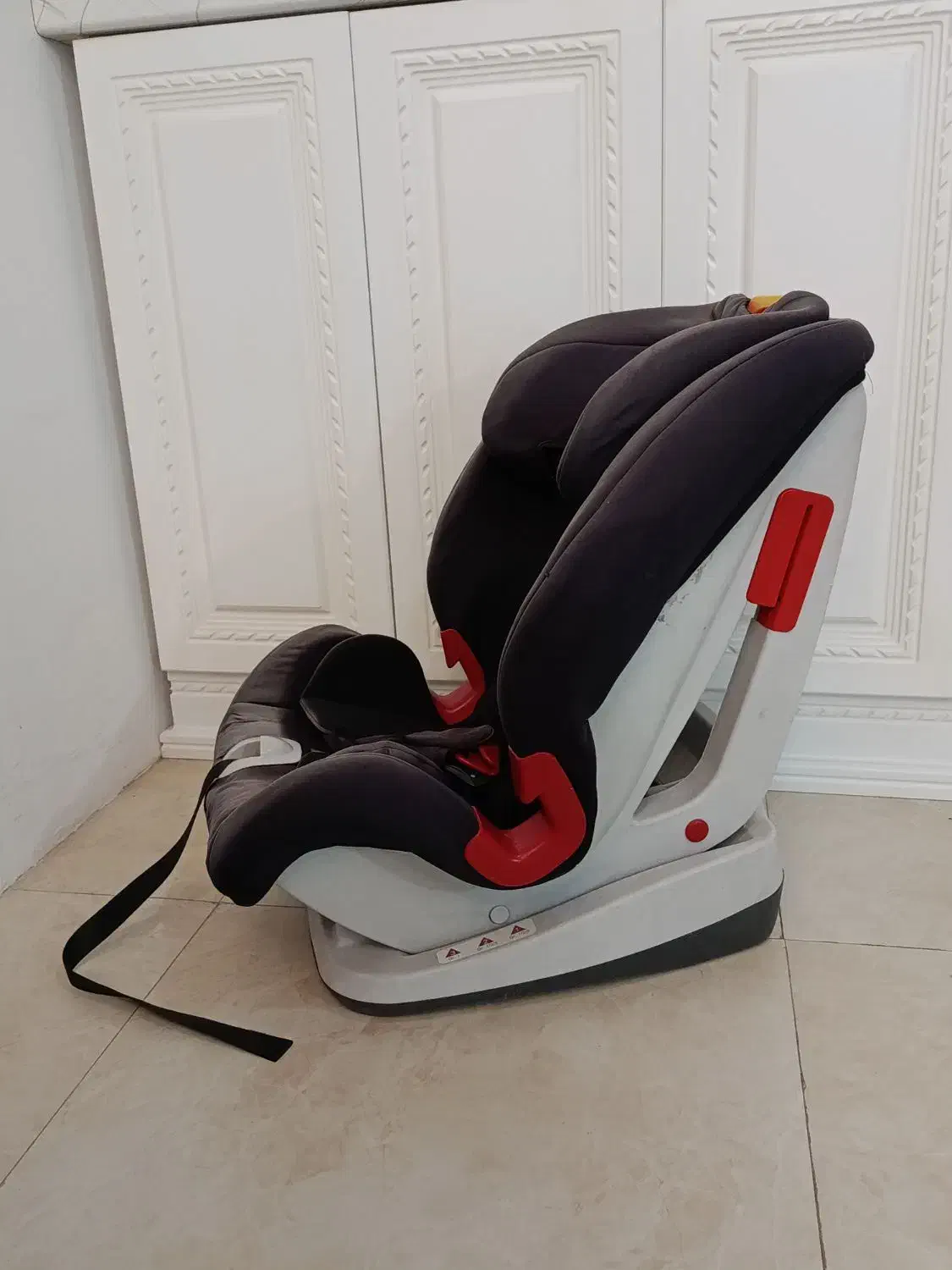 صندلی ماشین کودک بیبی لند|تخت و صندلی بچه|رشت, نخودچر|دیوار