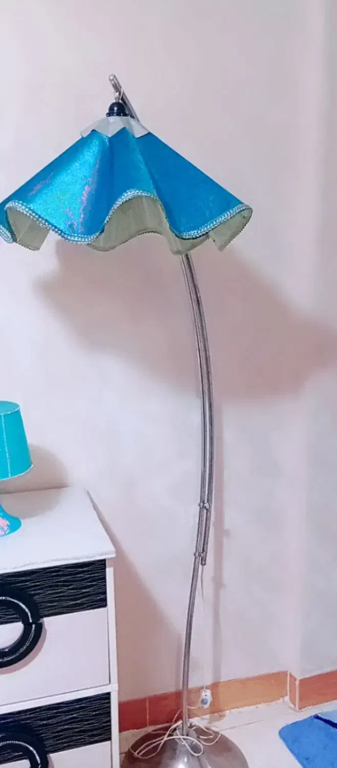 آباژور ایستاده . آباژور رو میزی|چراغ خواب و آباژور|فردیس, شهرک شهید حسینی|دیوار