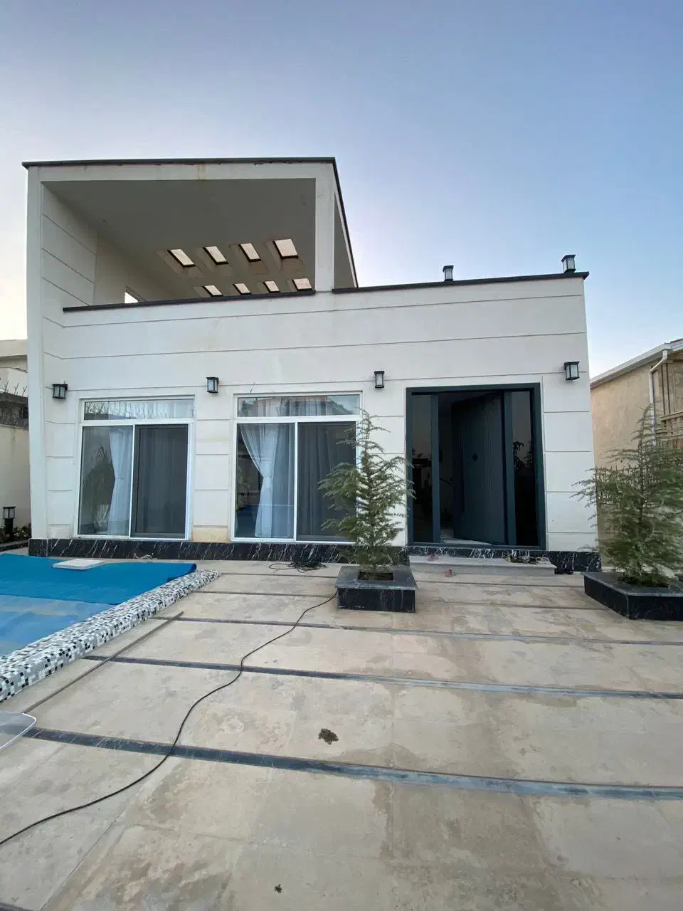 ۵۰۰متر باغچه ۱۷۰متر بنادوبلکس استخردار سند تکبرگ|فروش خانه و ویلا|تهران, نیلوفر|دیوار