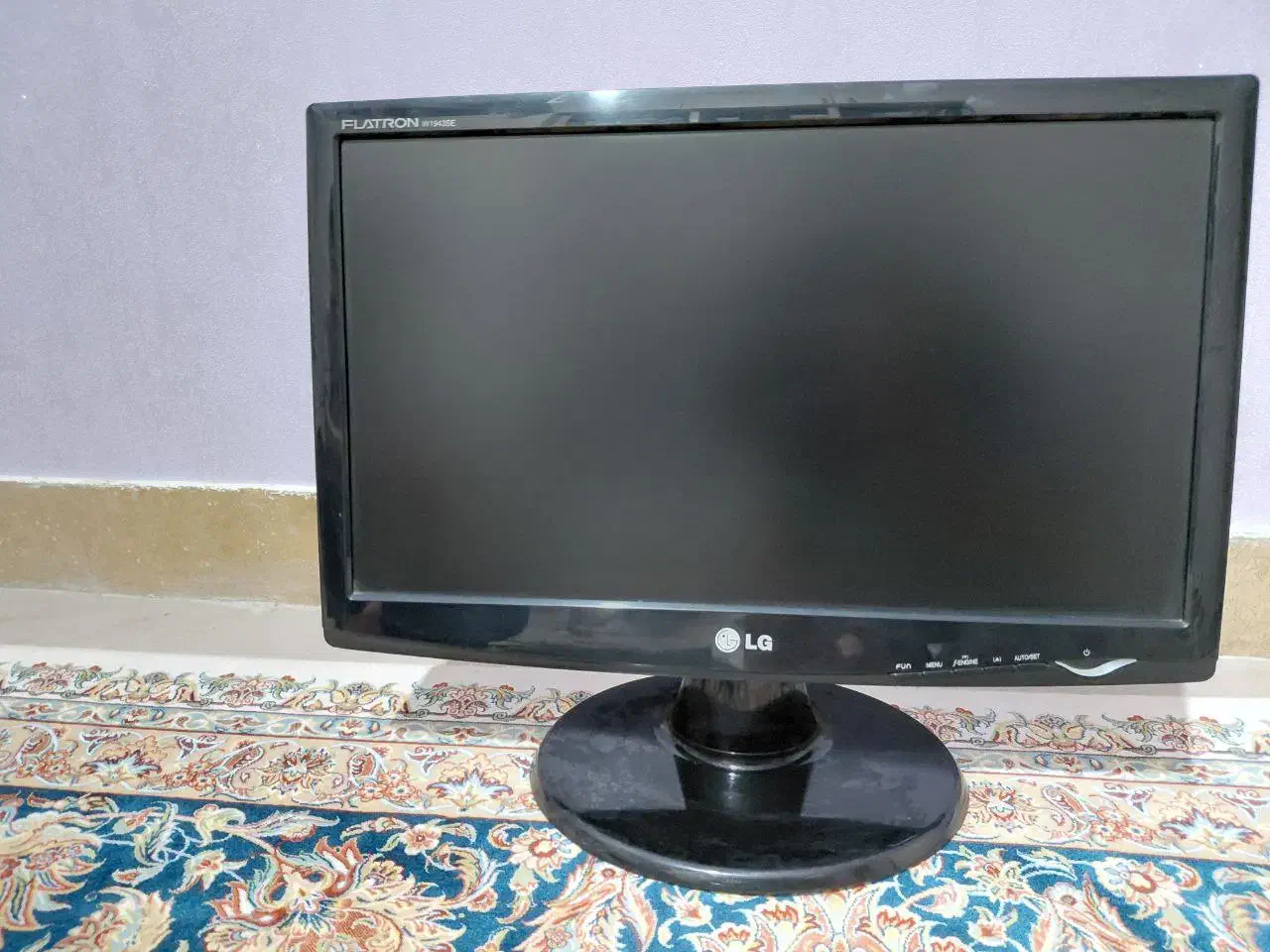 فروش مانیتور ال جی 18.5 اینچ استوک|قطعات و لوازم جانبی رایانه|اراک, |دیوار