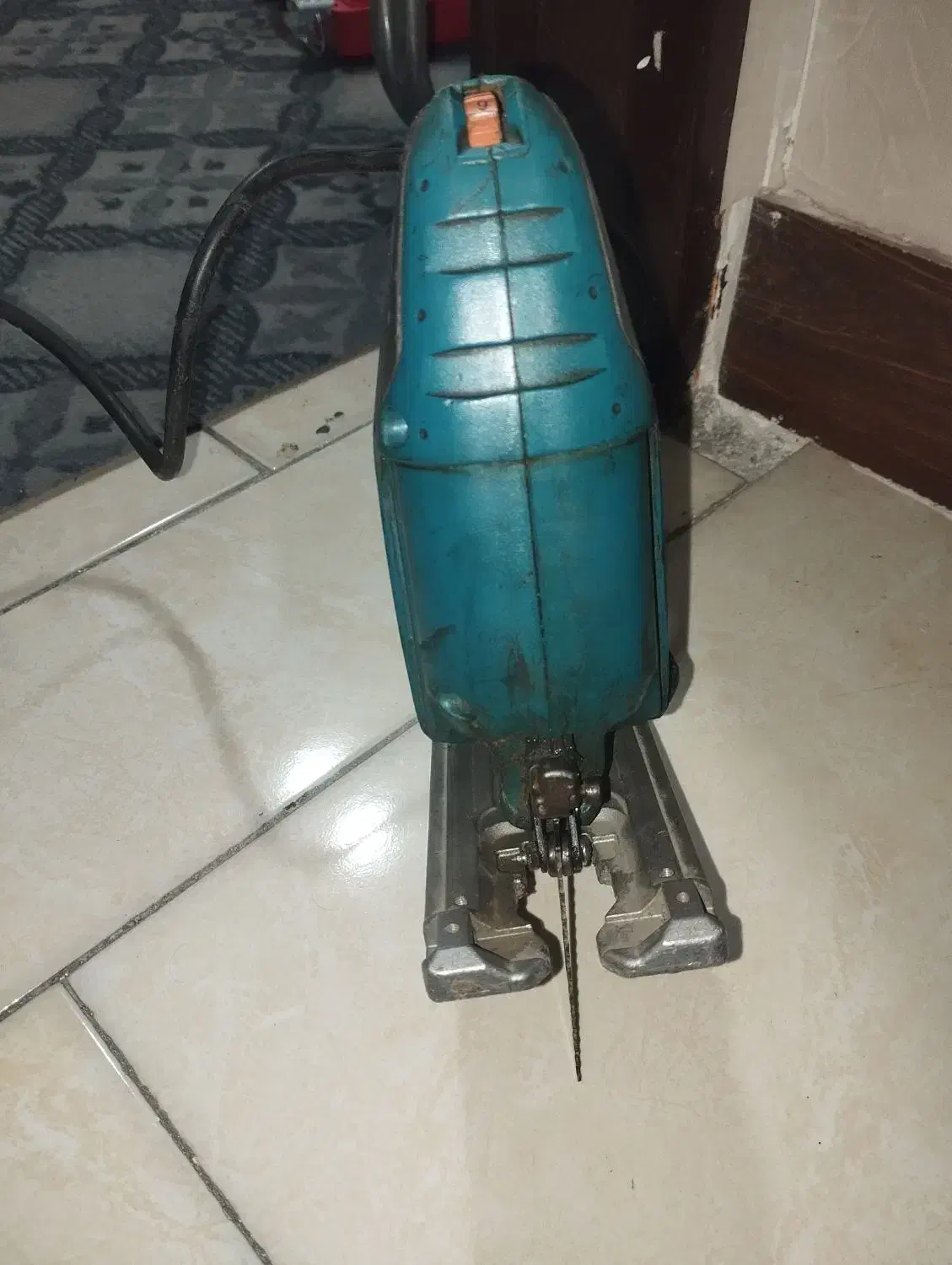 عمود بر ماکیتا|ابزارآلات|بهارستان, |دیوار