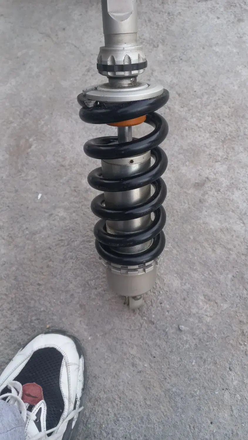 کمک وسط موتور بنلی ۳۰۰|قطعات یدکی و لوازم جانبی|گلپایگان, |دیوار