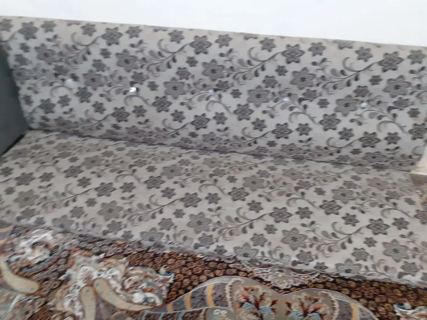 دوعدد مبل عربی تمیز بفروش می رسد|مبلمان خانگی و میز عسلی|برازجان, |دیوار