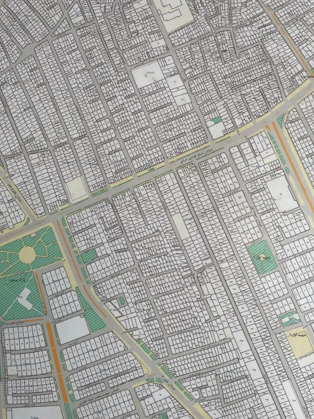 مغازه۱۵متری شیخ طوسی شرقی|اجارهٔ مغازه و غرفه|اصفهان, فجر|دیوار