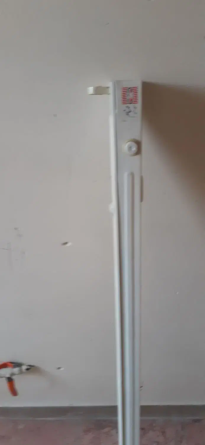 قاب مهتابی|لامپ و چراغ|ری, فیروزآبادی|دیوار