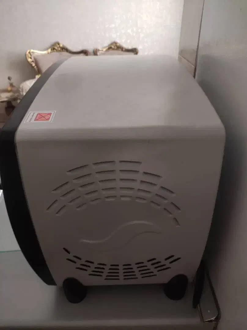 اون توستر کاملا سالم فروش به علت مهاجرت|اجاق گاز و لوازم برقی پخت‌وپز|تهران, نازی‌آباد|دیوار