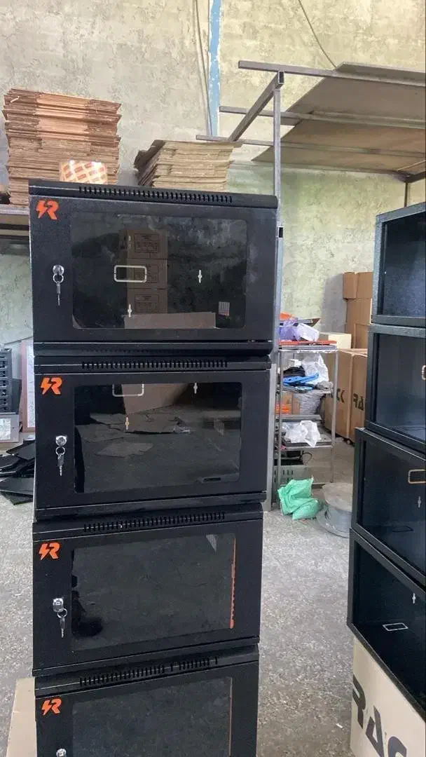 رک شبکه دیواری ۹ یونیت فروش ویژه|مودم و تجهیزات شبکه|تهران, لاله زار|دیوار