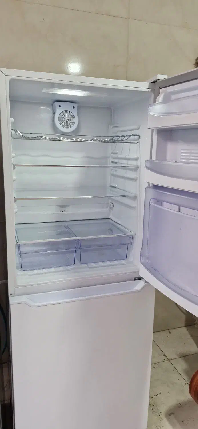 یخچال فریزر هوم بار تکنو وست درحد نو سالم|یخچال و فریزر|تهران, تهرانپارس غربی|دیوار