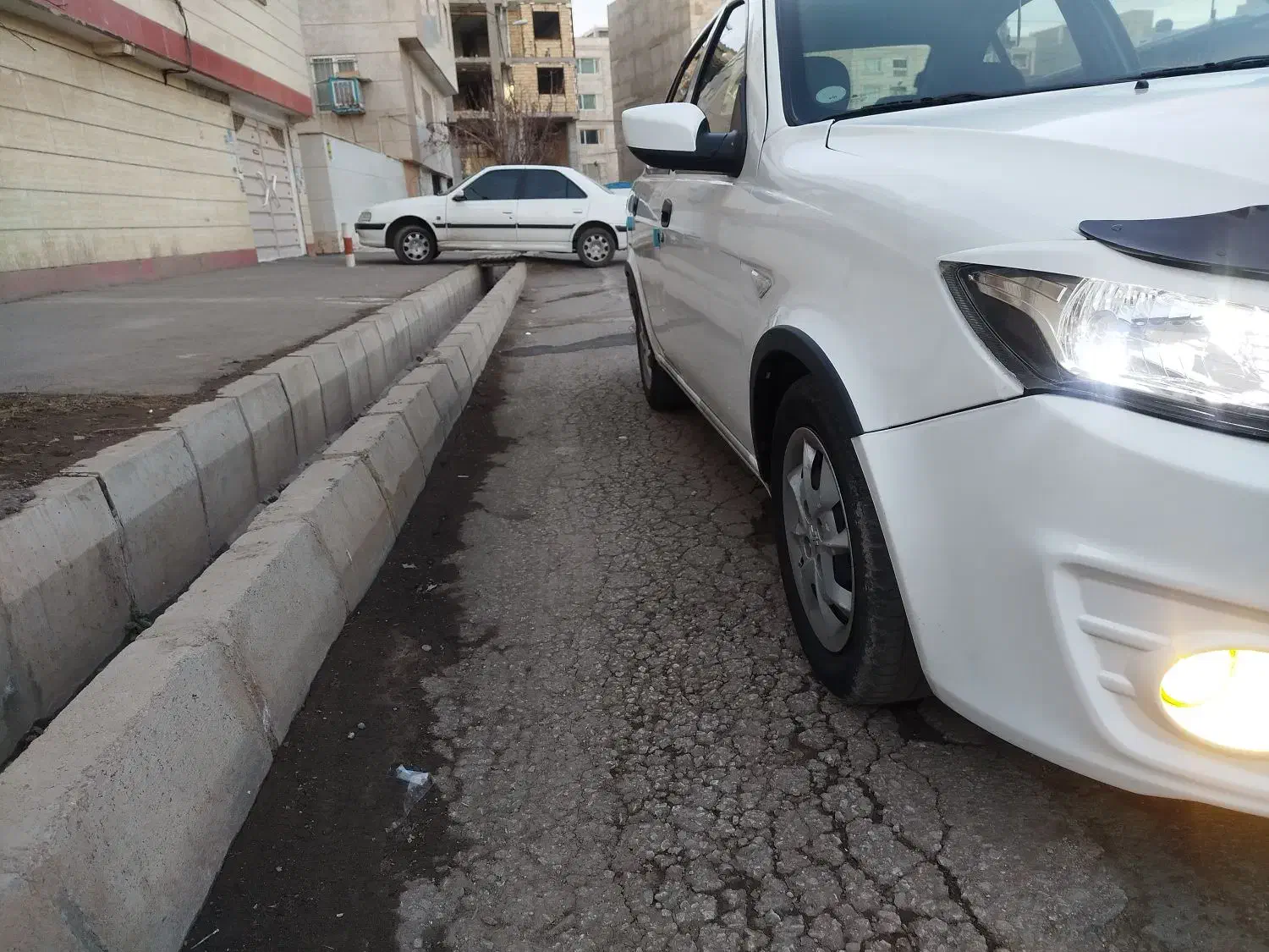 ساینامدل۱۴۰۰کم کار|خودرو سواری و وانت|الوند, |دیوار