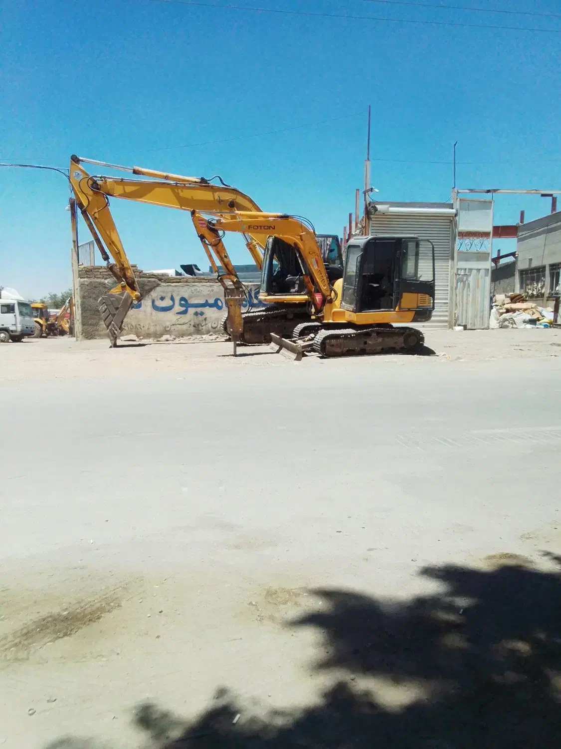 اجاره مینی بیل مکانیکی همراه پیکور|ماشینآلات صنعتی|ملایر, |دیوار