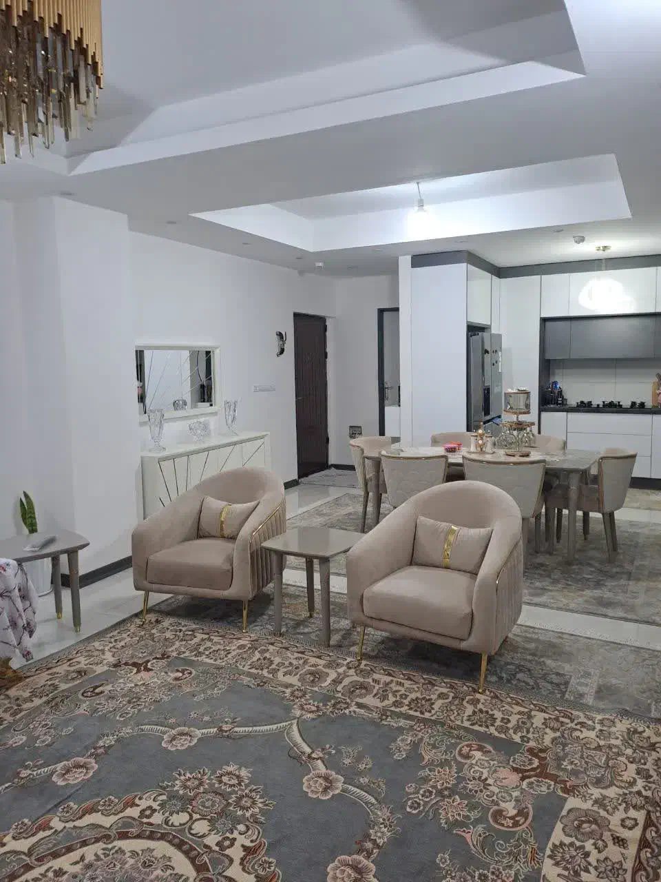 ۱۱۰متری/خوش نقشه/ فول امکانات|فروش آپارتمان|قم, شهرک شهرداری|دیوار