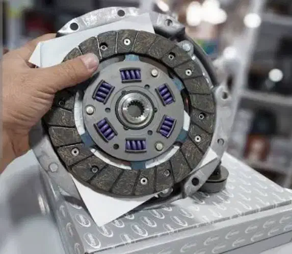 دیسک‌‌‌ و صفحه ۲۰۶ تیپ دو و ۲۰۷ و رانا ۲۰۶ تیپ پنج|قطعات یدکی و لوازم جانبی|کرج, شهرک سهرابیه|دیوار