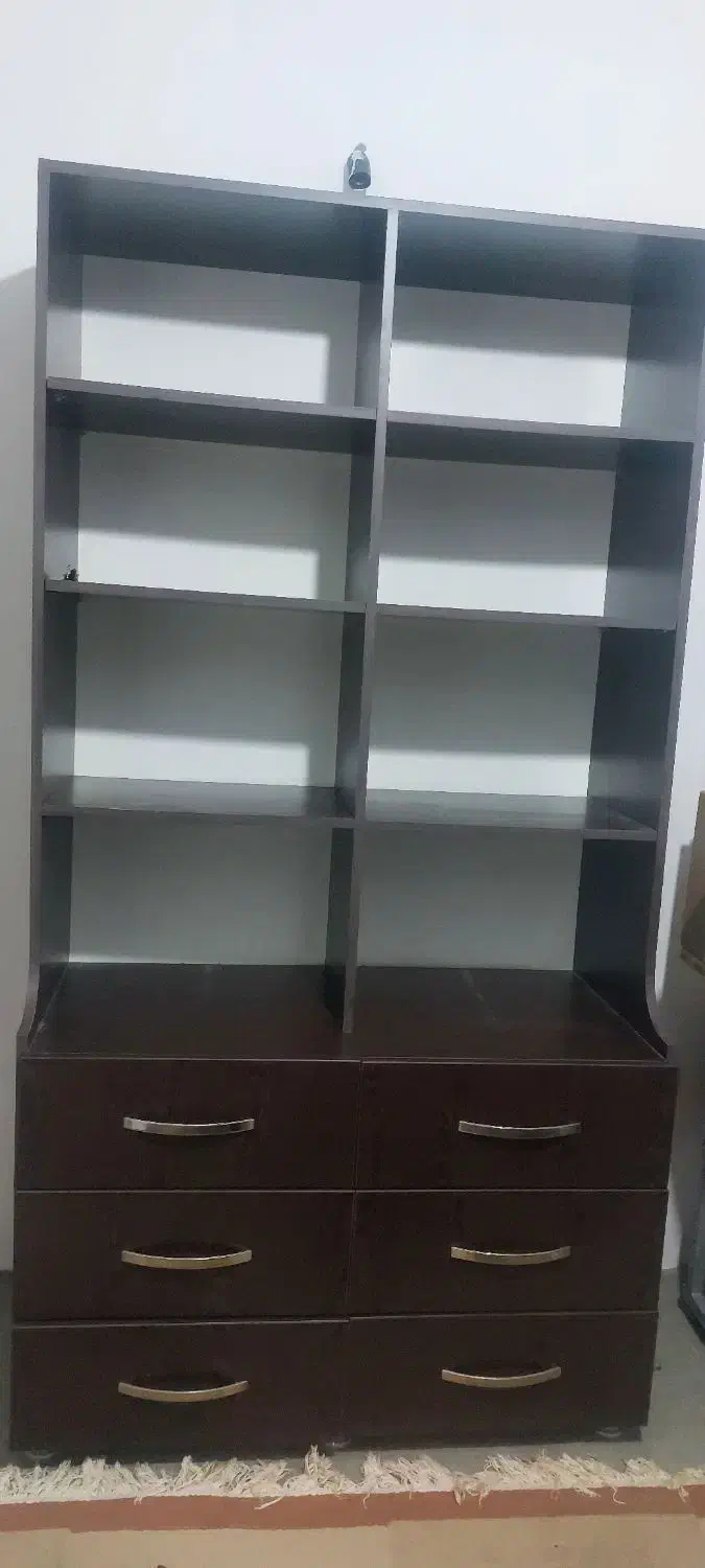 ویترین کتاب و۶کشو لباس وابزار|کتابخانه، شلف، قفسه‌های دیواری|چالوس, |دیوار