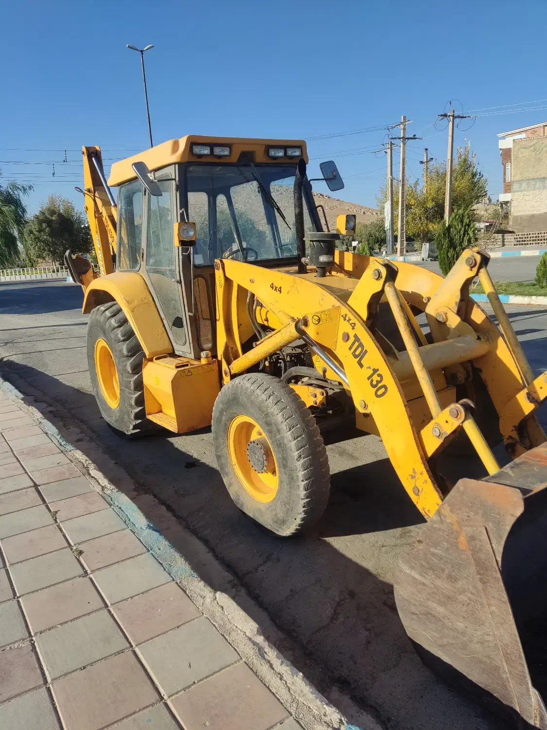 بیل بکهو مدل 85     TDL130|خودرو سنگین|کرمانشاه, |دیوار