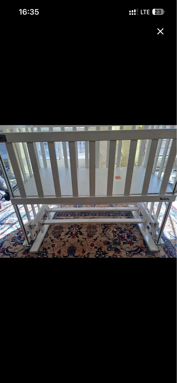 تخت کنارمادر|تخت و صندلی بچه|فردیس, نگارستان|دیوار