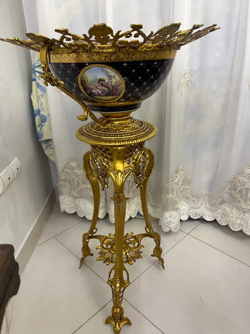 میوه خوری کنار سالنی لیلی ومجنون برنجی|ظروف سرو و پذیرایی|تهران, وحیدیه|دیوار