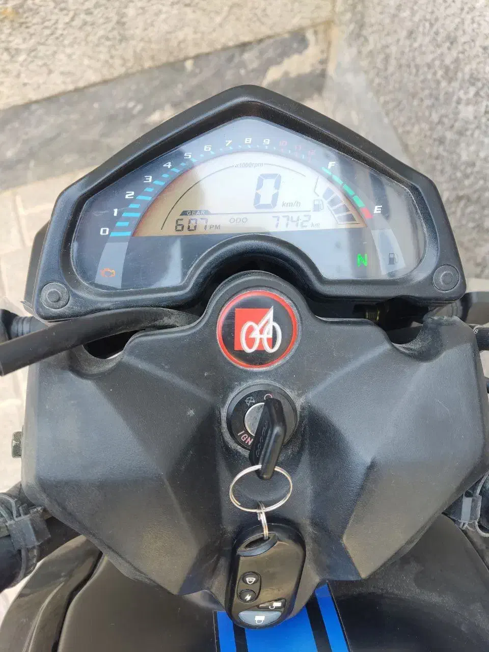 موتور ایردوکو ۱۵۰|موتورسیکلت|اندیشه, اندیشه فاز ۴|دیوار