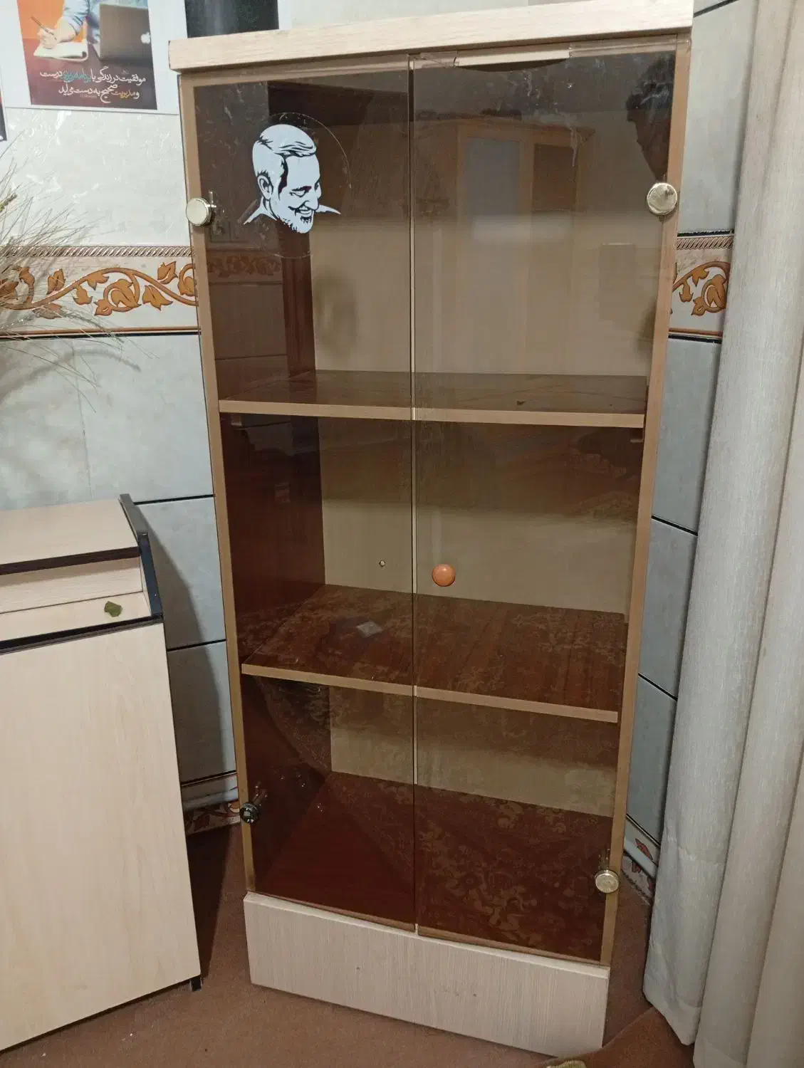 کتابخانه|کتابخانه، شلف، قفسه‌های دیواری|شاهرود, |دیوار