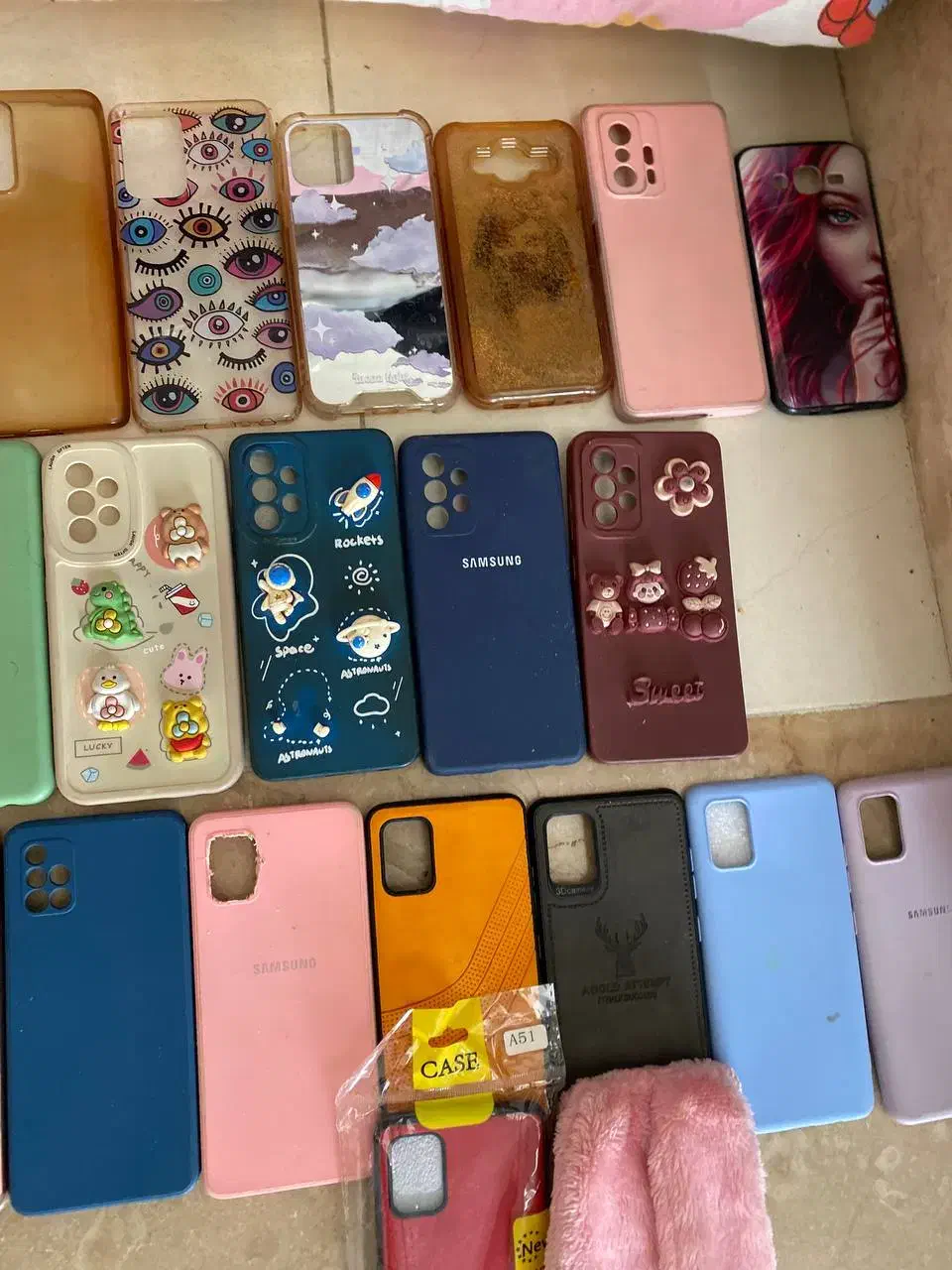 تعدادی بک کاور و سیم و آداپتور آدابتور شارژر کلگی|لوازم جانبی موبایل و تبلت|شیراز, زرهی|دیوار