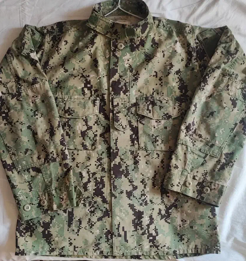 لباس نظامی آمریکایی|لباس|شیراز, پودنک|دیوار