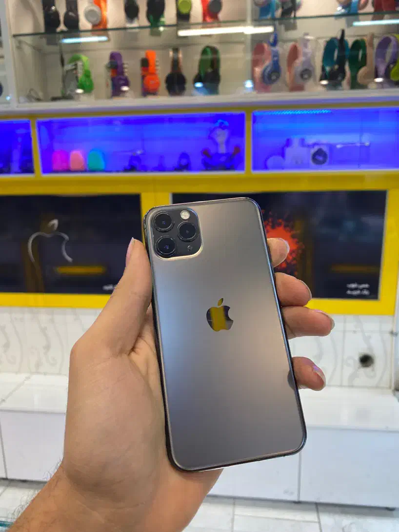 ایفون ۱۱ پرو 11pro 256 گیگ بدون بازشدگی|موبایل|مشهد, امیر المومنین|دیوار
