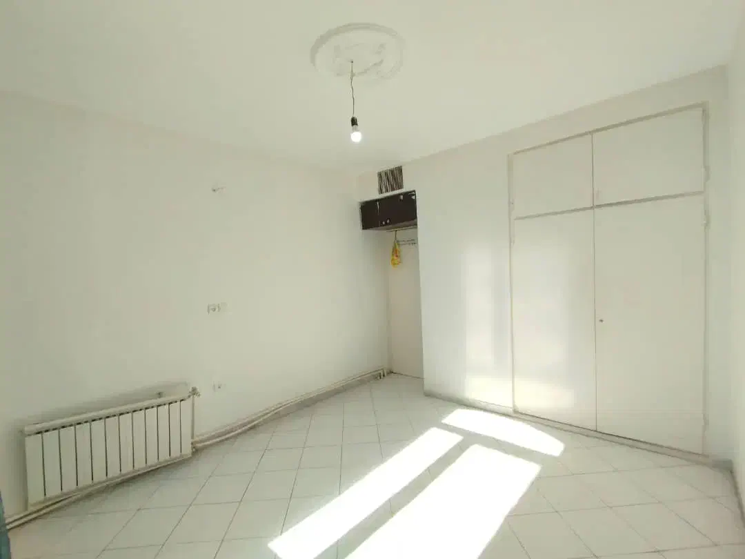 ۶۵متر * باغ فیض مهستان * طبقه 3 (با پارکینگ ) ناب