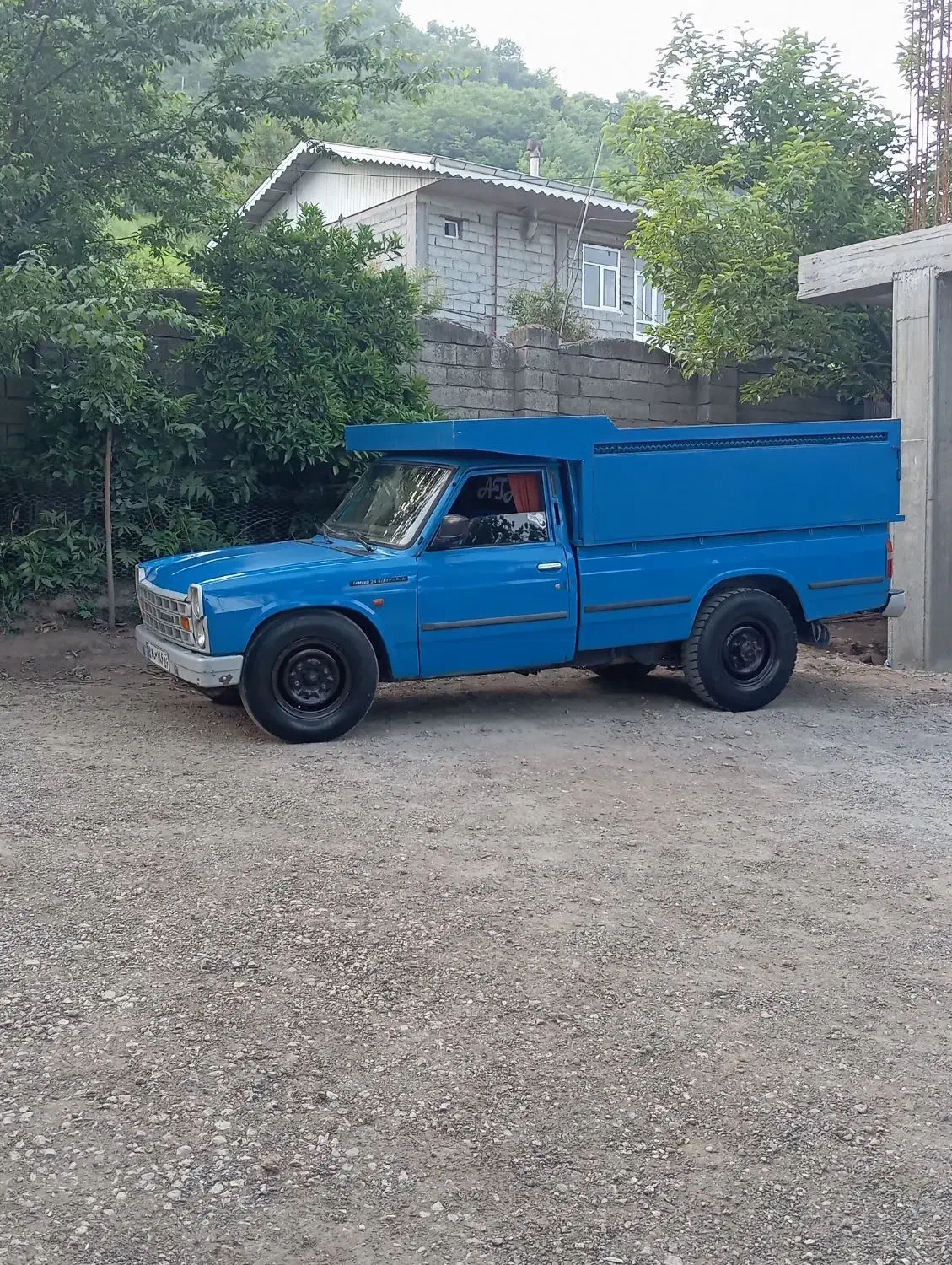 نیسان وانت|خودرو سواری و وانت|حویق, |دیوار