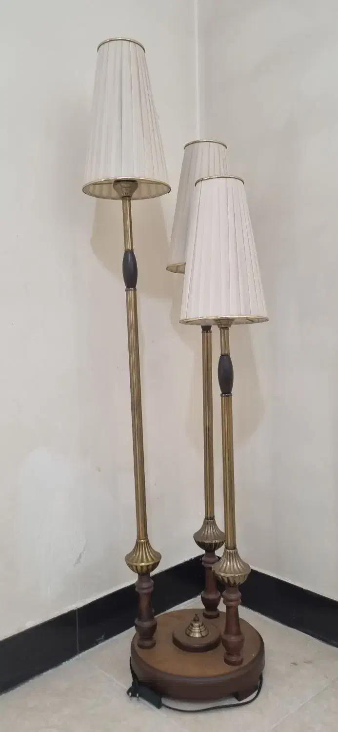 اباژر|چراغ خواب و آباژور|دورود, |دیوار